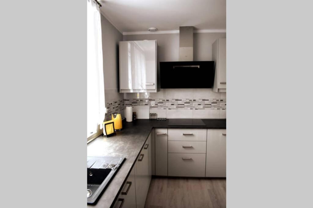 Modern Apartment In Tarnów Esterno foto